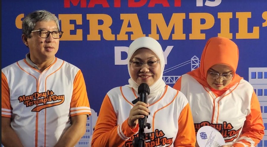 Menaker tolak upah murah buruh.