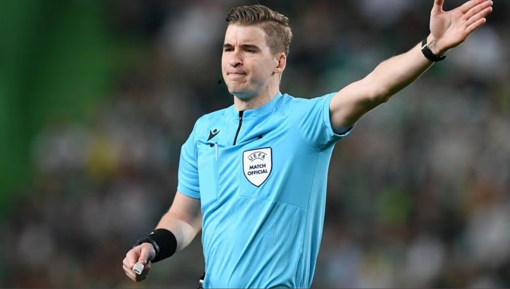 Masyarakat Malaysia ikut sebal dengan wasit Francois Letexier yang memimpin laga Timnas Indonesia U-23 vs Timnas Guinea U-23.