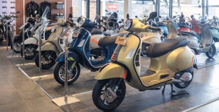 Dealer Motoplex 4 Brands Sidoarjo.