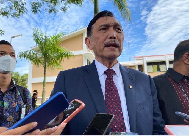 Luhut beri karpet merah untuk investasi Microsoft.