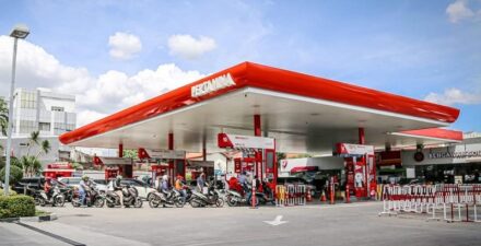 Tidak Ada Perubahan Harga BBM Non-subsidi oleh Pertamina, Sementara SPBU Swasta Menyesuaikan