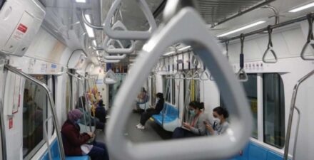 Kontribusi Penjualan Nama Stasiun pada Pendapatan MRT.