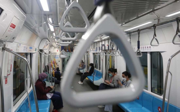Kontribusi Penjualan Nama Stasiun pada Pendapatan MRT.