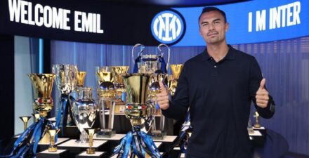 Emil Audero kala membela Inter Milan.