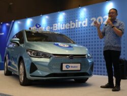 BYD e6 Gen 2, Armada Taksi Listrik Terbaru Bluebird di PEVS 2024