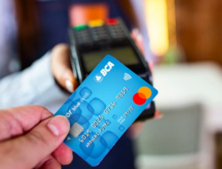 Tarik Tunai EDC BCA Kena Biaya Rp 4.000 per Transaksi