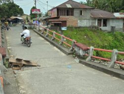 Jembatan Rusak, Akses Pasar Tandikek Terganggu
