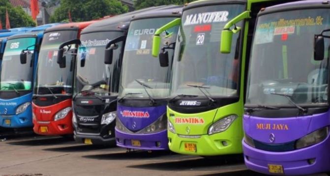 Cek Bus Pariwisata saat libur panjang, petugas temukan surat uji kelaikan jalan palsu.