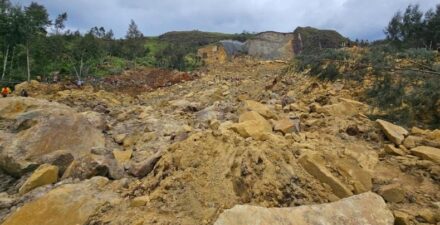 Pencarian Korban Longsor di Papua Nugini Masih Berlanjut