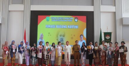 Memperingati Hari Kartini.