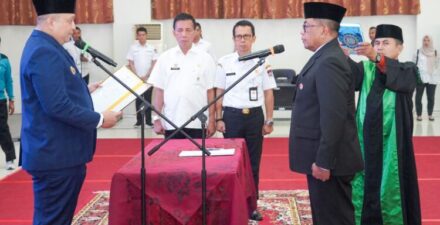 Andree Harmadi Algamar Lantik Pj Sekda Kota Padang