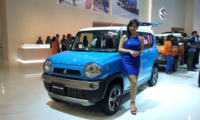 Ilustrasi 3 merek mobil bagian dari Suzuki.