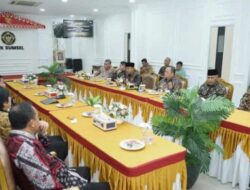 PJ Bupati dan Ketua DPRD Muba Terima Hasil Pemeriksaan Laporan Keuangan dari BPK