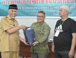 Geliat Industri Halal Sumbar, Gubernur Mahyeldi Buka Pelatihan bagi 40 Juru Sembelih Halal Ruminansia