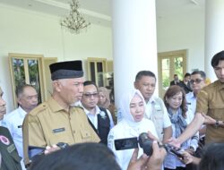 Usai Laporkan Data Jumlah Korban Sementara, Gubernur Mahyeldi Mengajak Seluruh Masyarakat Sumbar untuk Sholat Gaib Berjamaah