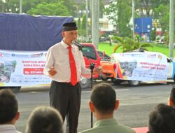 Penanganan Bencana, Gubernur Mahyeldi Terima Bantuan Rp200 Juta dari BSI dan 6 Ton Minyak Goreng dari Apical Group