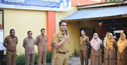 Sekda Rudy Pimpin Apel Disdikbud ; Tingkatkan Pengawasan Peserta Didik