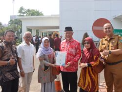 Pemprov Sumbar Terima Digital Government Award SPBE Summit 2024