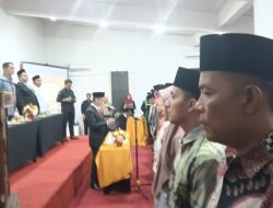 Ketua Bawaslu Azwar Mardin Lantik Panwascam Pilkada Serentak se-Padang Pariaman