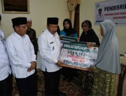 Baznas Agam Salurkan Zakat untuk 514 Mustahik