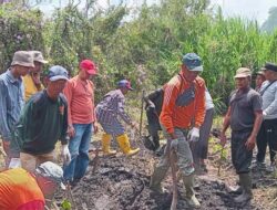Bersihkan Jalur Sungai Nagari Panampuang Ratusan Warga dan TNI Dilibatkan