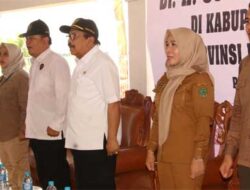 Pj Bupati Pulang Pisau Dampingi Anggota Wantimpres Soekarwo Tinjau Food Estate