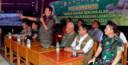 Kepala BNPB Lakukan Rapat Evaluasi untuk Pemulihan Pasca Bencana di Agam