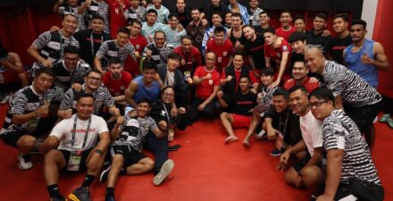 Para pemain Timnas Indonesia kala berlaga.