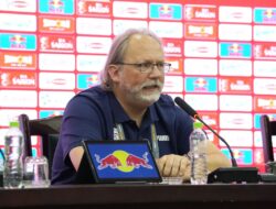 Tom Saintfiet Harap Vietnam Dukung Filipina di Pertandingan Kualifikasi Piala Dunia 2026