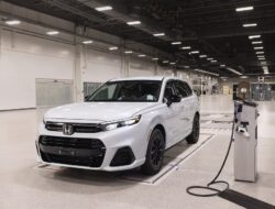 Honda Mulai Produksi Massal CR-V Bertenaga Hydrogen Fuel Electric di AS