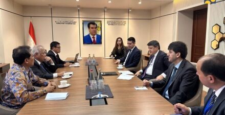 Pertemuan bilateral Indonesia-Tajikistan.