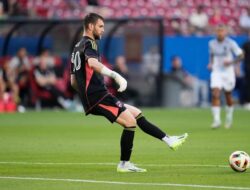 Paes Bawa Dallas FC Menang 2-0 atas St. Louis