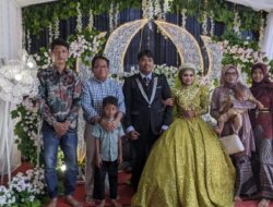 Pj Bupati Hadiri Acara Pernikahan Salah Satu Warga di Kecamatan Selat