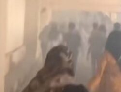 Revo Mall Bekasi Terbakar, Tim Damkar Diterjunkan