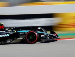 Lewis Hamilton Cetak Prestasi di FP2 GP Spanyol 2024, Mengalahkan Verstappen