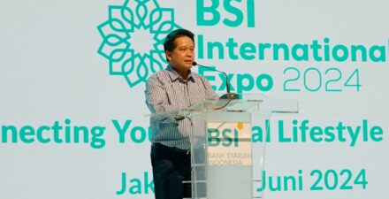 Direktur Utama BSI Hery Gunardi saat penutupan BSI International Expo 2024 di JCC Senayan Jakarta pada Minggu (23/06/2024).