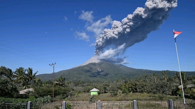 Erupsi Gunung