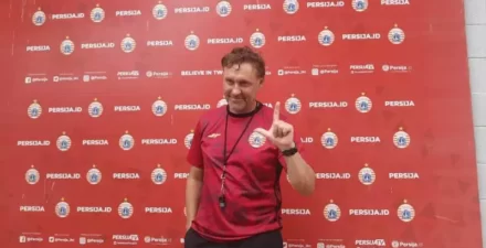 Thomas Doll memutuskan berpisah dengan Persija Jakarta.