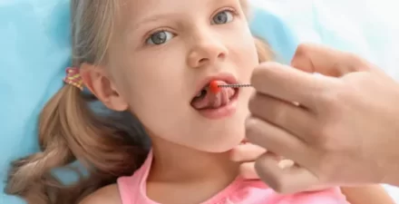 Stroke dan Penyebab Lain Afasia: Gejala dan Pengobatannya