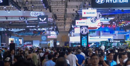 Ramaikan GIIAS 2024, Astra Financial gelar lomba penulisan dan foto.