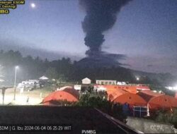 Erupsi Gunung Ibu, Kolom Abu Mencapai 5.000 Meter