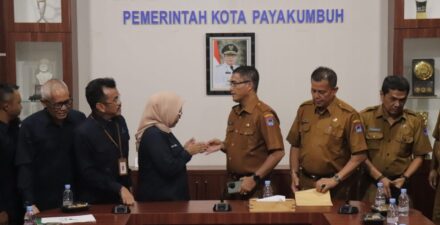 Sekdako Rida Terima Audiensi BPOM