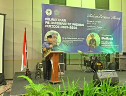 Kepengurusan Ikasmantri Dilantik, Gubernur Mahyeldi Apresiasi Peran Besar Alumni SMA 3 Padang bagi Kemajuan Sumbar