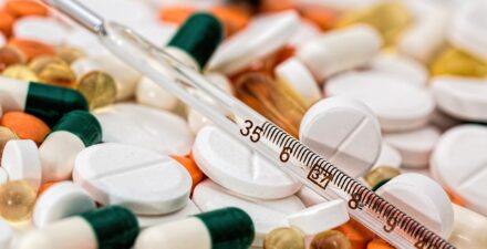 7 Peluang Kerja Jurusan Farmasi: Karir Menjanjikan di Berbagai Sektor