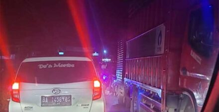 Macet parah di Jalan Malalak