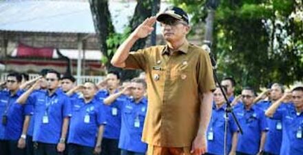 Hendri Septa Beri Motivasi Karyawan Perumda AM Kota Padang