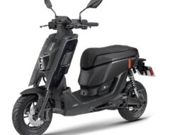 Yamaha Taiwan Luncurkan Motor Listrik EMF 2024 dengan Desain Unik