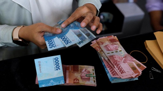 Rupiah Naik