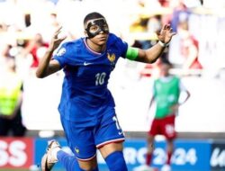 Duel Mbappe vs Ronaldo: Antara Penghargaan dan Ambisi Euro 2024