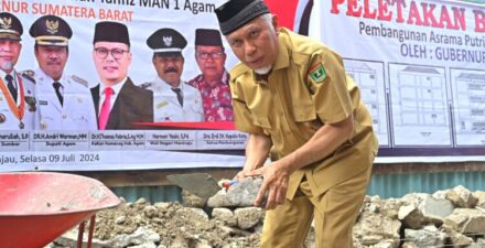 Mahyeldi Resmikan Masjid Ar-Rahim dan Asrama Putri di Agam